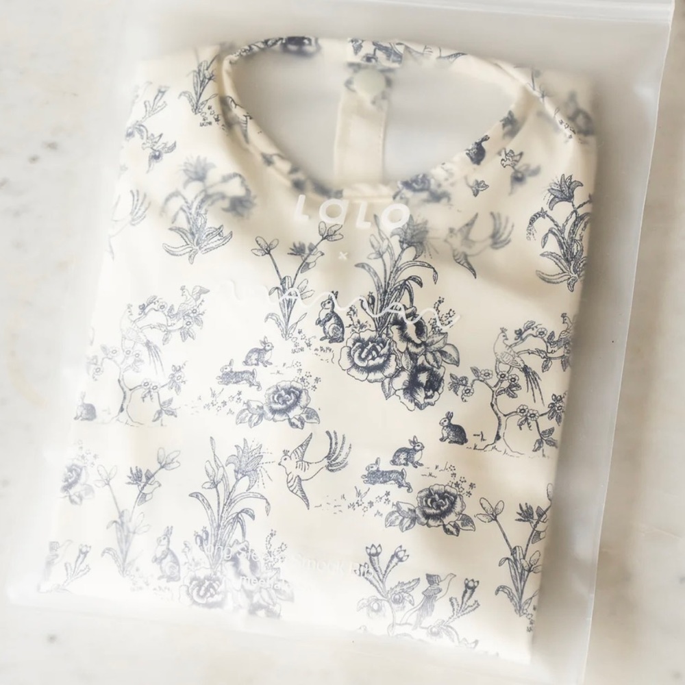 Lalo x Maman Smock Bib